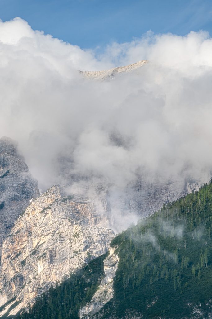 Neblige Dolomiten