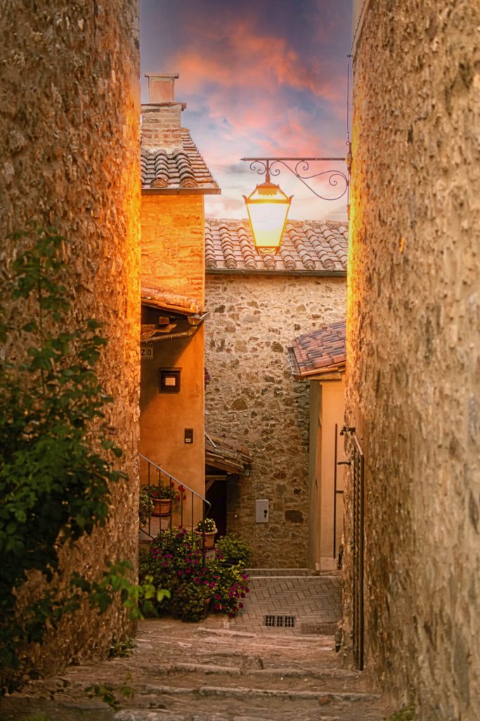 Tuscan Alley with Lamp